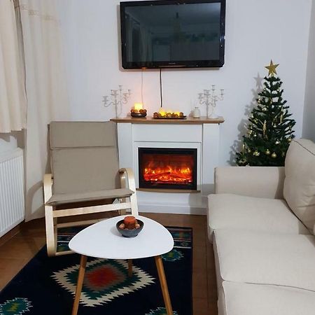 Fairytale Apartment Close To Bradu Ski Slope Brassópojána Kültér fotó