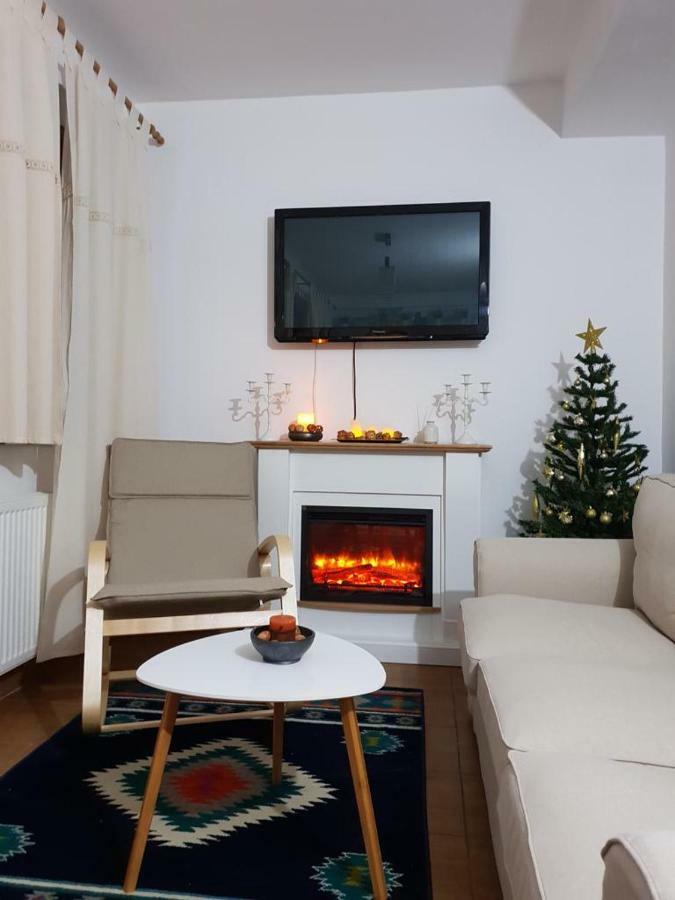 Fairytale Apartment Close To Bradu Ski Slope Brassópojána Kültér fotó