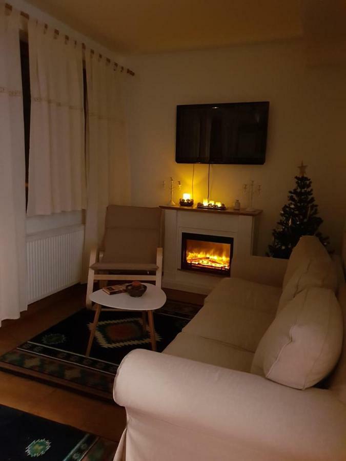 Fairytale Apartment Close To Bradu Ski Slope Brassópojána Kültér fotó