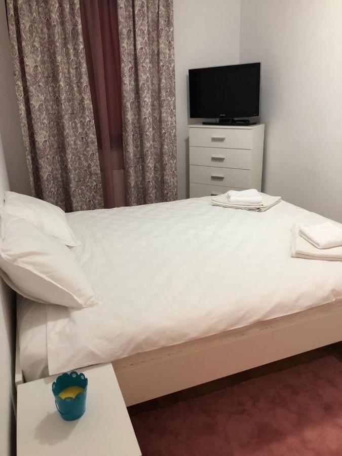 Fairytale Apartment Close To Bradu Ski Slope Brassópojána Kültér fotó